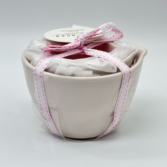 Rae Dunn ONE HALF THIRD QUARTER Ceramic Measuring Sets - pink interior - Picture 3 of 5